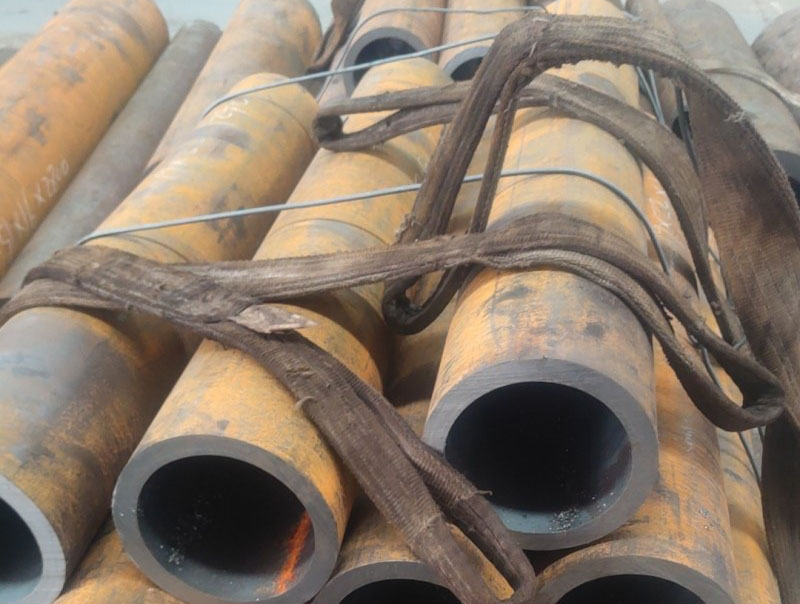 新巴尔虎左15CrMoG无缝钢管切割